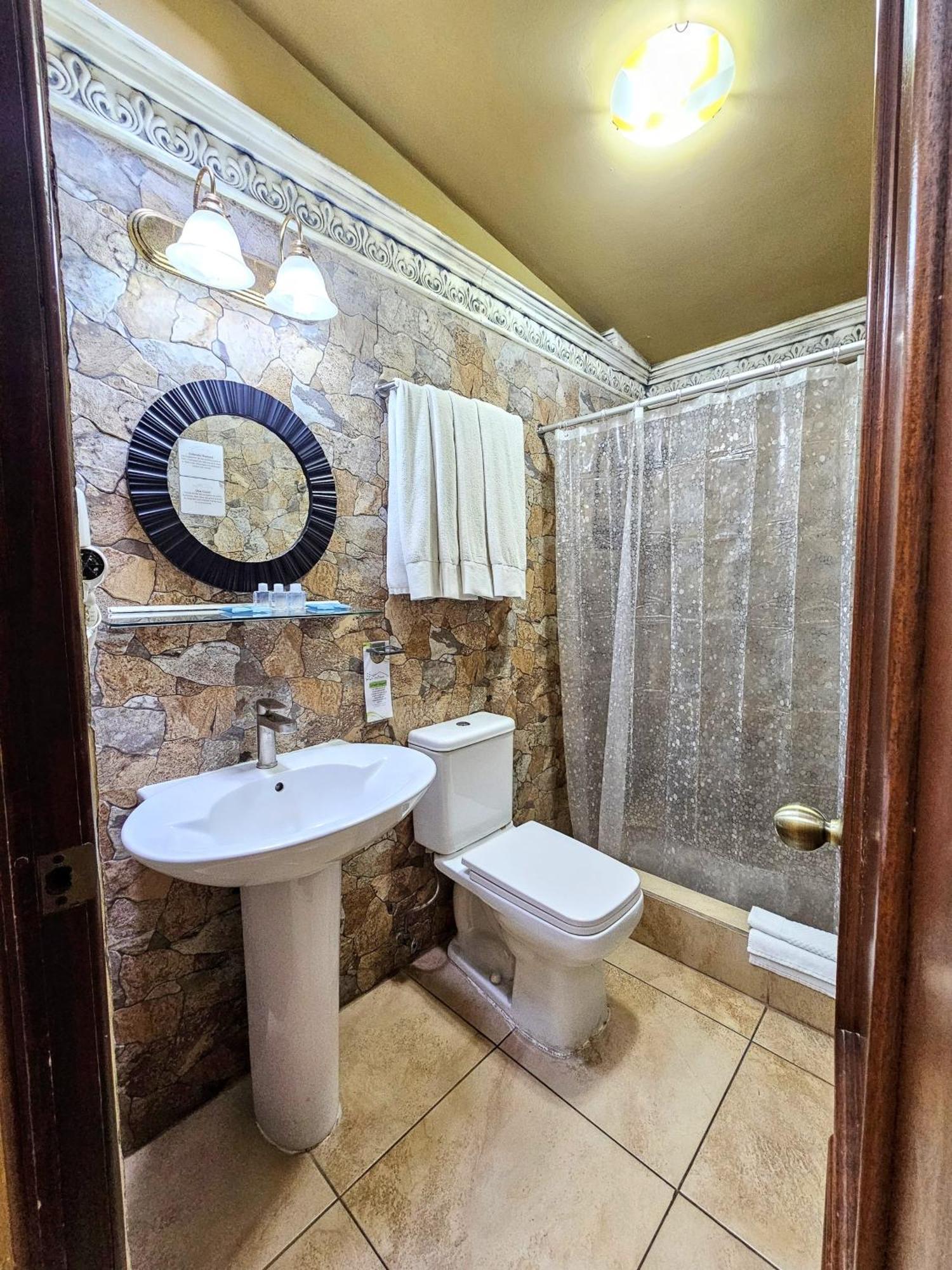 Antigua Inn Hotel Guatemala Dış mekan fotoğraf